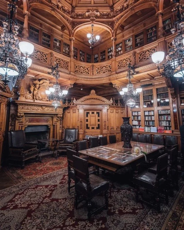 Сокровище культуры: библиотека во дворце великого князя в Санкт-Петербурге