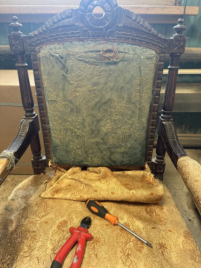 Рекставрация: кресло до и после