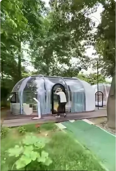 Как вам такой домик на даче?